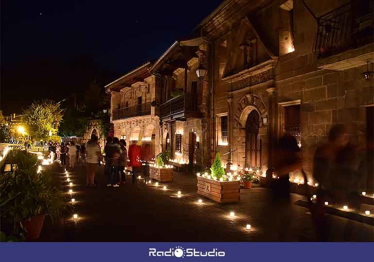 La noche de este sábado las velas permitirán disfrutar de un recorrido por Riocorvo con una iluminación muy especial.