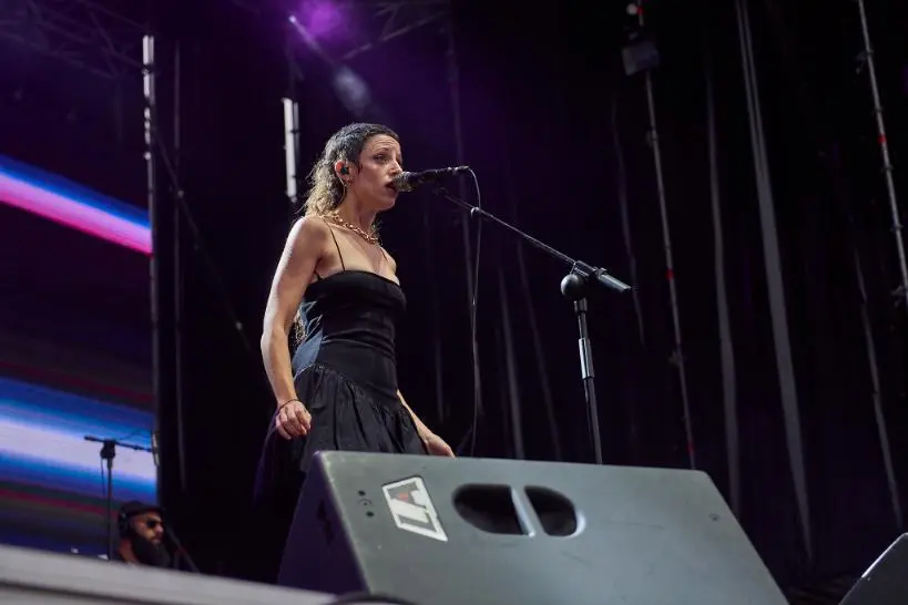TRAVIS BIRDS - M&Uacute;SICA EN GRANDE 2024 - &copy;EL REY LAGART&Oacute;N (8)