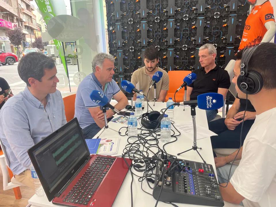 Programa en honor a la temporada hist&oacute;rica del BM Torrelavega desde Cantabria Telecom (JUNIO 2025) (11)