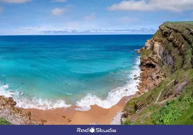 Playa de La Tabl&iacute;a, Suances | Foto: Turismo Cantabria