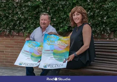 La alcaldesa de Polanco, Rosa D&iacute;az, y el concejal de Festejos, Fernando Sa&ntilde;udo, presentan el cartel anunciador de las fiestas | Foto: Ayuntamiento