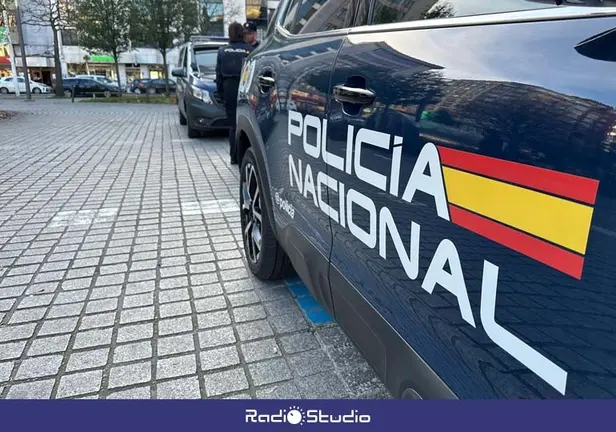 Veh&iacute;culo de la Polic&iacute;a Nacional en Cantabria