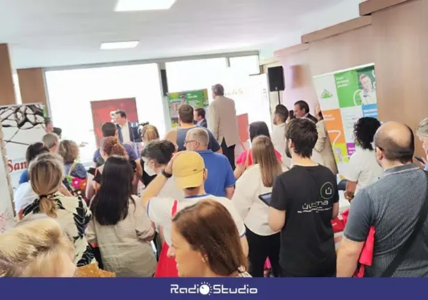 Imagen de archivo de la Feria 45+ del a&ntilde;o 2025 | Foto: C&aacute;mara Torrelavega