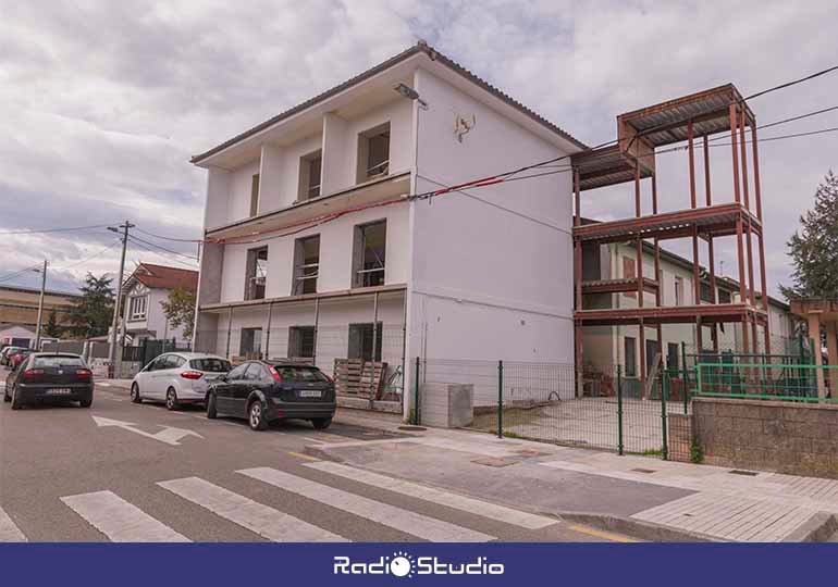 Estado actual de las obras de remodelación del futuro centro cívico de Sierrapando.