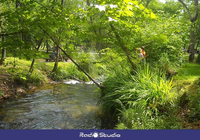 El paraje natural de La Viesca incluido en la ANEI ocupa 80 hectáreas entre los municipios de Torrelavega y Cartes.