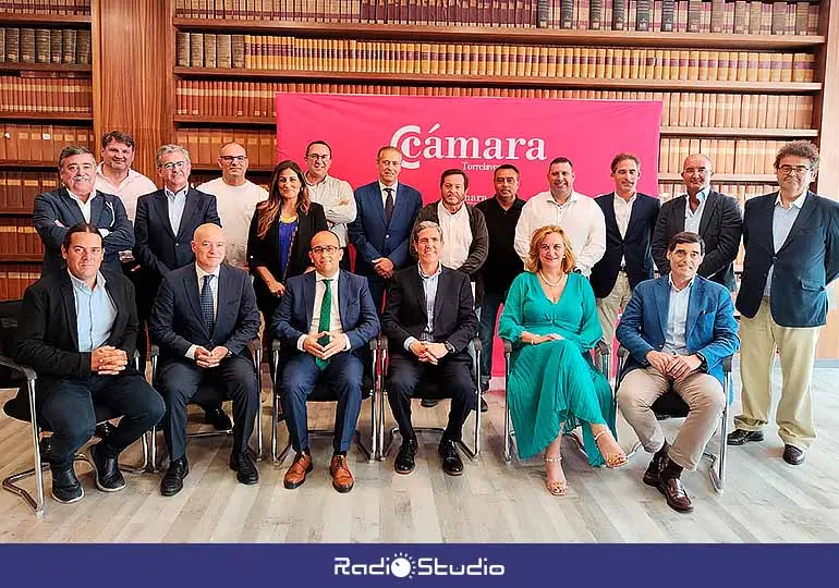 Integrantes del nuevo Pleno de la Cámara de Comercio e Industria de Torrelavega.