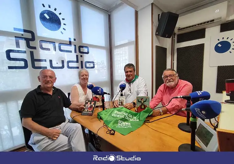 Alejandro Campo, Blanca Rosa Gómez Morante, Luis Vellido y Joaquín Díaz 