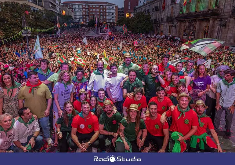 Vista general del pregón con el que se inauguraron las fiestas de La Patrona 2023 en Torrelavega.