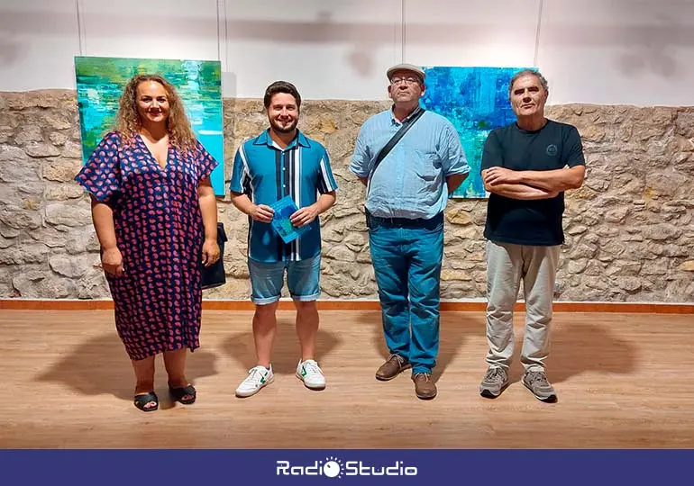 Exposición en la sala de El Torco, en Suances.