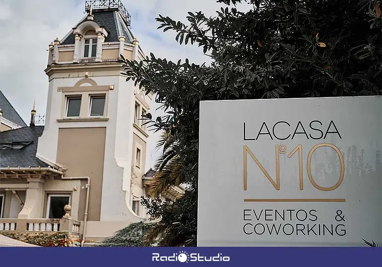 El nuevo espacio de coworking y eventos se ubica en la antigua Casa Encantada, en el paseo de Julio Hauzeur.