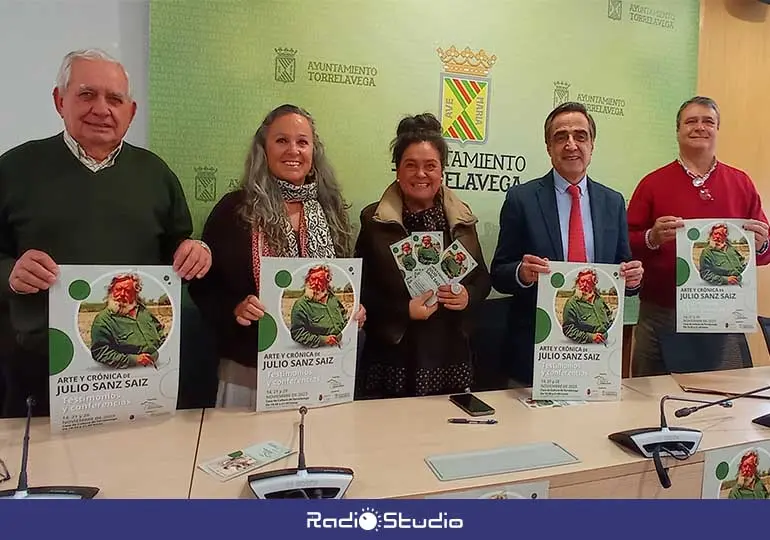 Presentación de los actos organizados por la Asociación Amigos de Torrelavega en torno a la figura de Julio Sanz Saiz.