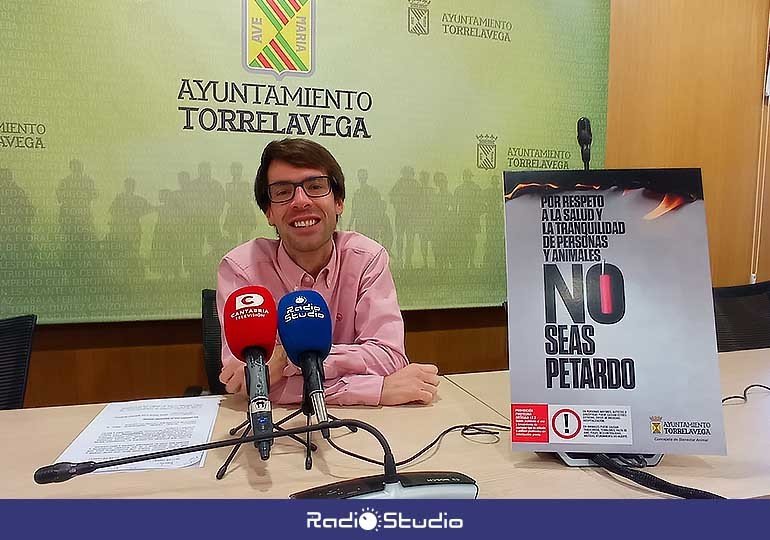 'No seas petardo', lema de la campaña de Torrelavega contra el uso de la pirotecnia esta Nochevieja.