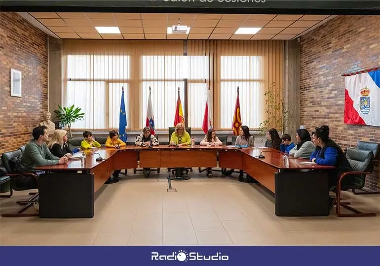 Reunión del Consejo de la Infancia y la Adolescencia celebrado en Polanco.