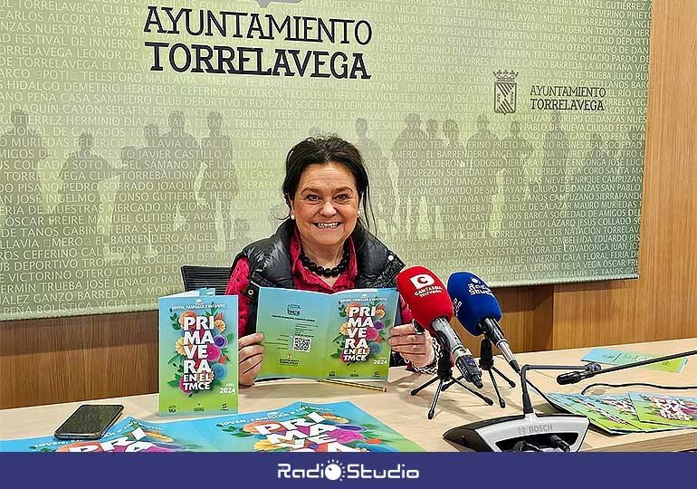 La concejal de Cultura de Torrelavega, Esther Vélez, presentó la programación de Primavera en el TMCE.