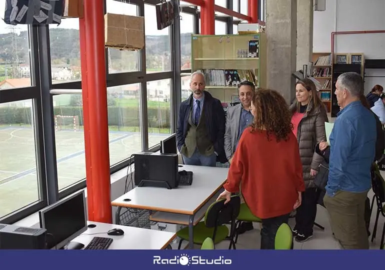 Visita a las instalaciones del IES Valle de Piélagos.