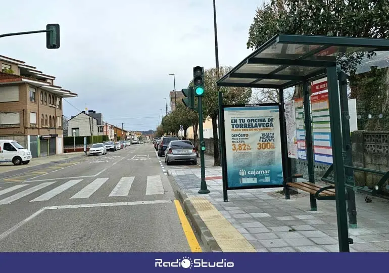 Nueva marquesina del Torrebus en Fernández Vallejo