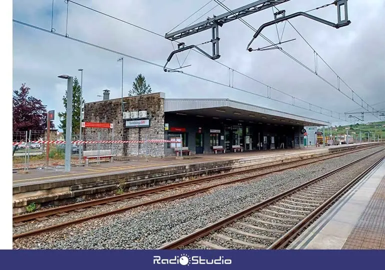 Estación de ADIF de Tanos.