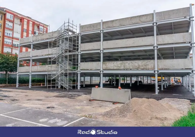 Estado de las obras del aparcamiento en altura de La Carmencita en el mes de septiembre | Foto: Ayuntamiento