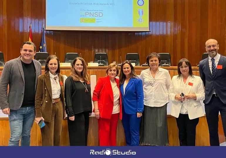 Acto de entrega de la condecoración en el Ministerio de Sanidad | Foto: Gobierno de Cantabria