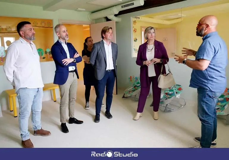 La futura escuela de Educación Infantil de Reocín celebra una jornada de puertas abiertas | Foto: Gobierno