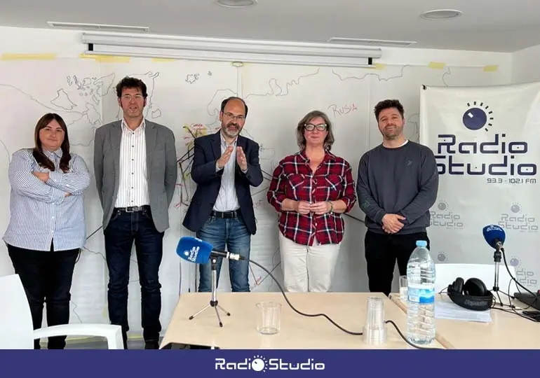 Foto de familia desde el Hogar del Transeúnte de Torrelavega