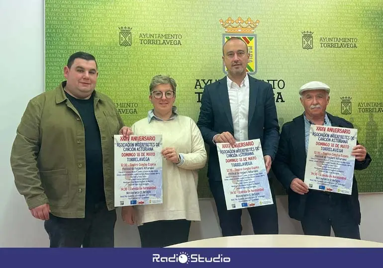 La Asociaci&oacute;n Int&eacute;rpretes de Canci&oacute;n Asturiana celebra su 35 aniversario con un festival en Torrelavega | Foto: Radio Studio