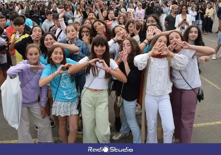 Imagen de archivo cedida por el colegio de la fiesta solidaria