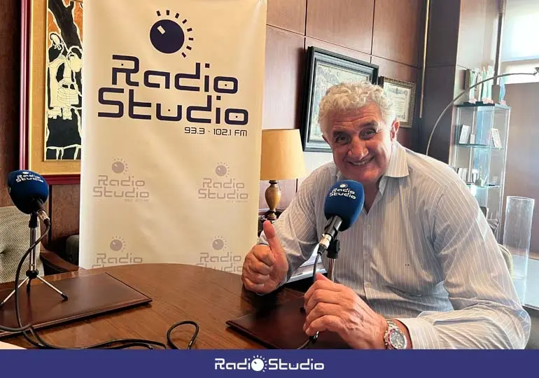 El ex jugador de baloncesto, Fernando Romay, ha ofrecido una ponencia en la Feria