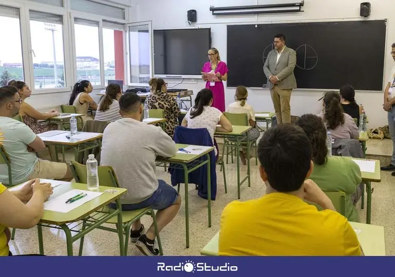 Imagen del inicio de las oposiciones en Cantabria | Foto: Gobierno
