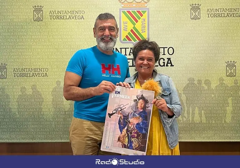 Esther V&eacute;lez y Pablo Burgos presentan la exposici&oacute;n 'Ver en Vermeer' | Foto: Radio Studio