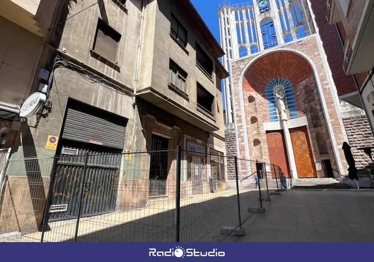 El Ayuntamiento demoler&aacute; el edificio del m&iacute;tico quiosco 'Tuki' | Foto: Radio Studio