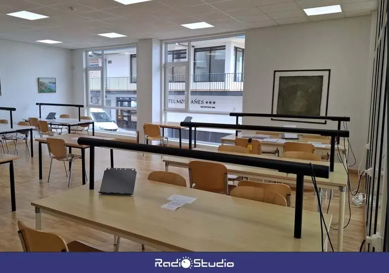 Sala de estudio 24-7 acondicionada en la biblioteca de Suances.