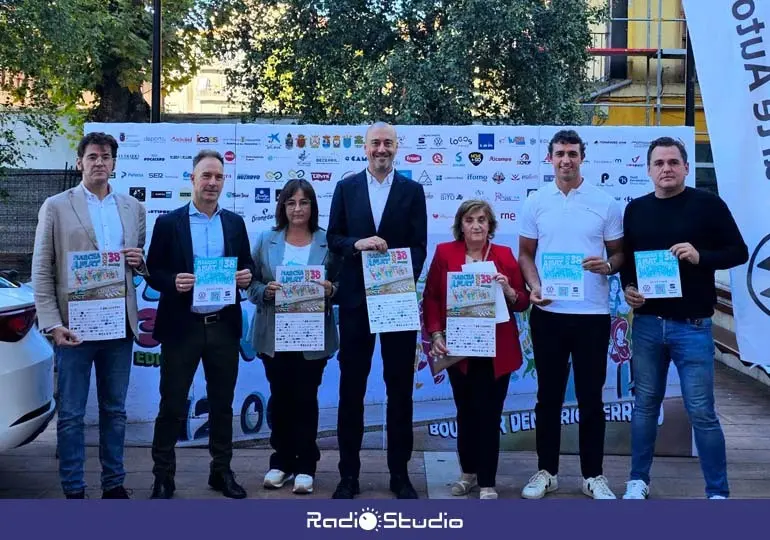 Presentaci&oacute;n de la Marcha AMAT de 2025 | Foto: Ayuntamiento de Torrelavega