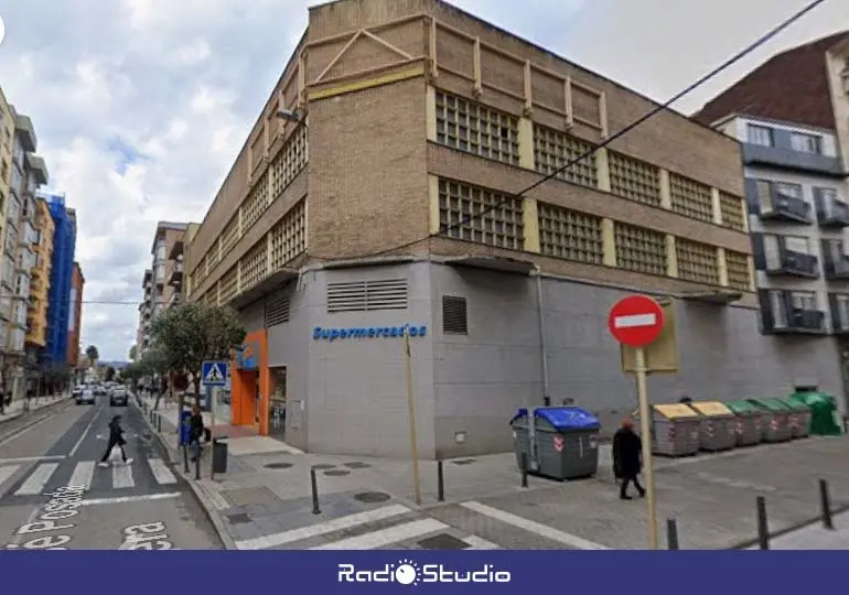 Antiguo Garaje Nereo donde se van a habilitar 66 plazas de aparcamiento a trav&eacute;s de una iniciativa privada | Foto: Google Maps