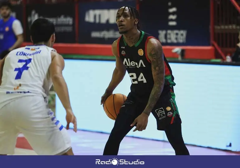 Jassel P&eacute;rez ha jugado cedido en Torrelavega por el equipo granadino | Foto: Ricardo Corpas/GAC