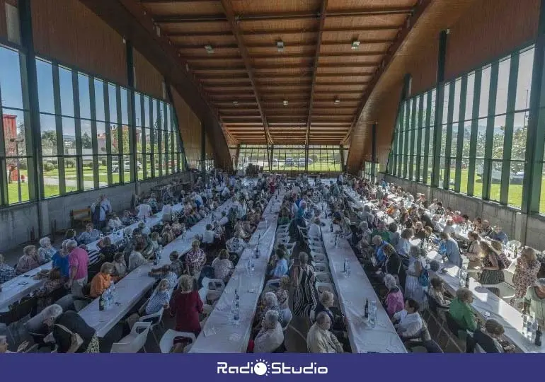 Fotograf&iacute;a del Ayuntamiento de la comida organizada el pasado mes de octubre con motivo de la Semana del Mayor de Torrelavega