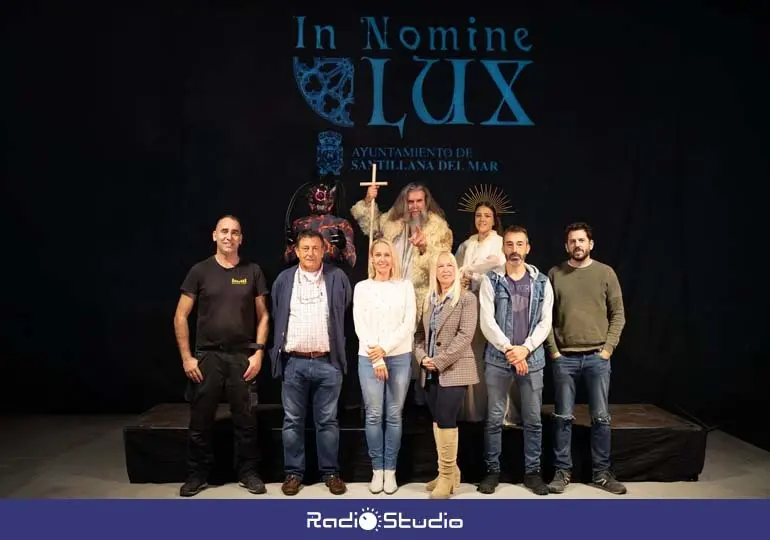 Foto de Ricardo L&oacute;pez Blanco: De Izda a Dcha: Alberto Mart&iacute;nez (Sonido Le&oacute;n); Rafael Oceja, Primer Teniente Alcalde, Sara Izquierdo, Alcaldesa de Santillana del Mar; Mari Luz Mu&ntilde;oz, Segunda Teniente Alcalde; Ra&uacute;l Le&oacute;n (Sonido Le&oacute;n) y Edgar Exp&oacute;sito (Blue Eyes)