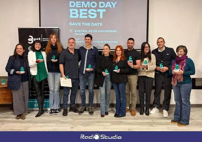 Ganadores del Demo Day del programa BEST | Foto: Radio Studio