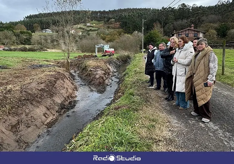 Visita a los trabajos de acondicionamiento y limpieza de la ANEI Pozo Tremeo, en Polanco.
