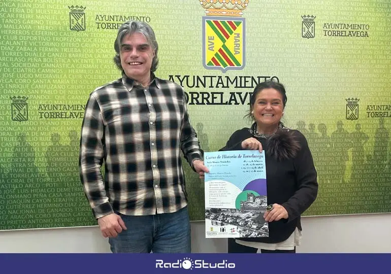 Marcos Pereda y Esther V&eacute;lez presentan la II edici&oacute;n del ciclo | Foto: Radio Studio