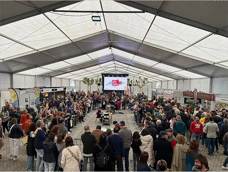 Multitudinaria asistencia de p&uacute;blico a la Feria de la Anchoa del pasado a&ntilde;o