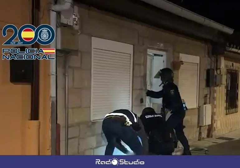 Imagen del v&iacute;deo de la Polic&iacute;a Nacional en la operaci&oacute;n en Campuzano