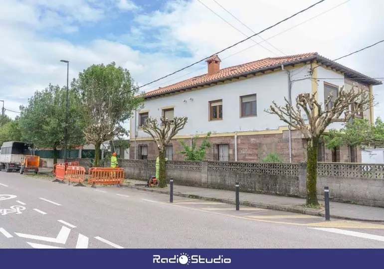 Poda de &aacute;rboles en Tanos | Foto: Ayuntamiento