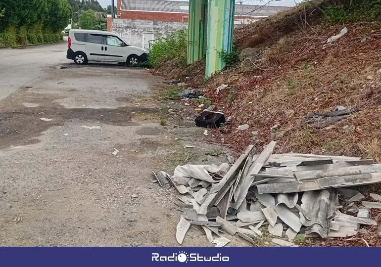 Suciedad en Barreda | Foto: AAVV Santa Mar&iacute;a