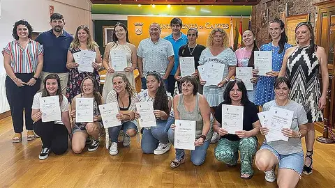 Participantes en el curso de lengua de signos, que han obtenido los certificados A1 y A2.