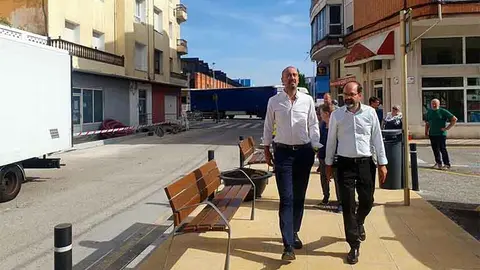 Visita a las obras en las calle adyacentes al Paseo del Ni&ntilde;o, que entran ya en su recta final.