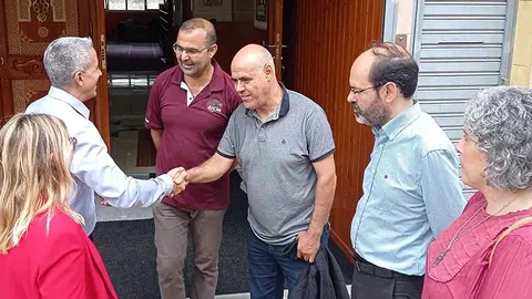 La comunidad marroqu&iacute; que reside en Torrelavega se reuni&oacute; con representantes del PSOE c&aacute;ntabro.