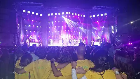 La orquesta Par&iacute;s de Noia y las pe&ntilde;as volver&aacute;n a ser las protagonistas de las fiestas de San Miguel Arc&aacute;ngel.