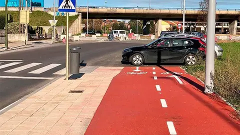 Entre las deficiencias que denuncian varios colectivos est&aacute; la falta de continuidad del carril-bici.
