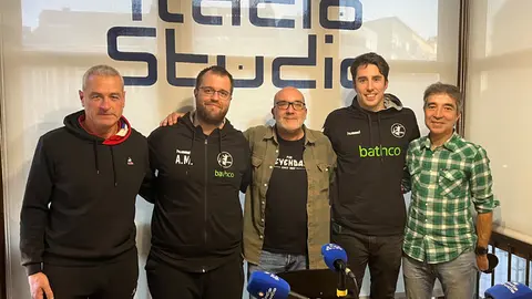 &Aacute;lex Mozas y Borja Lombilla analizan la clasificaci&oacute;n para Europa y el subcampeonato de Copa del Rey del BM Torrelavega